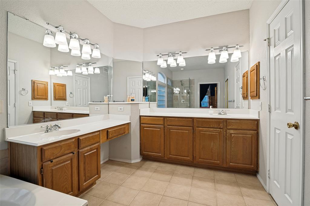 5005 Harborview Boulevard, Rowlett, TX 75088