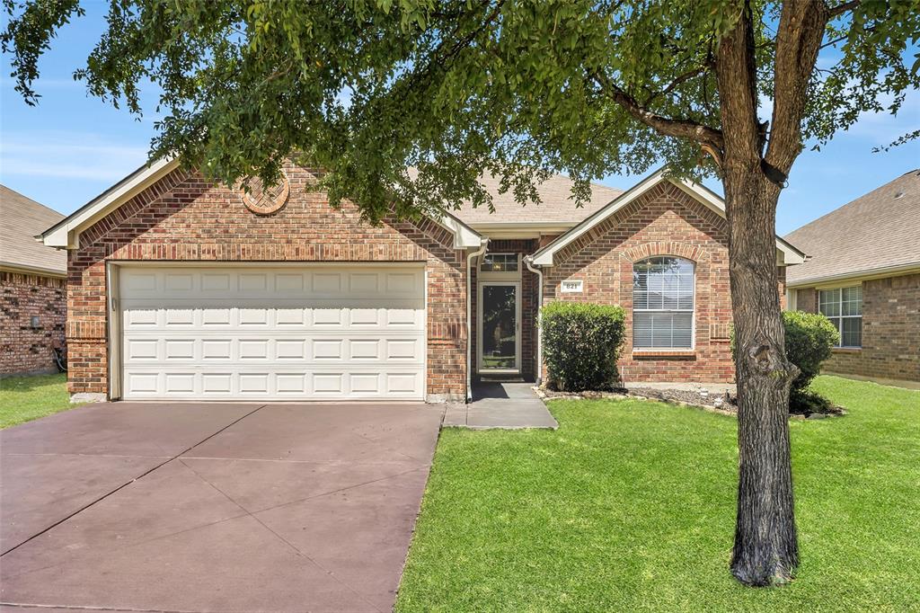821 Austin Lane, Lavon, TX 75166 821 Austin Lane, Lavon, TX 75166