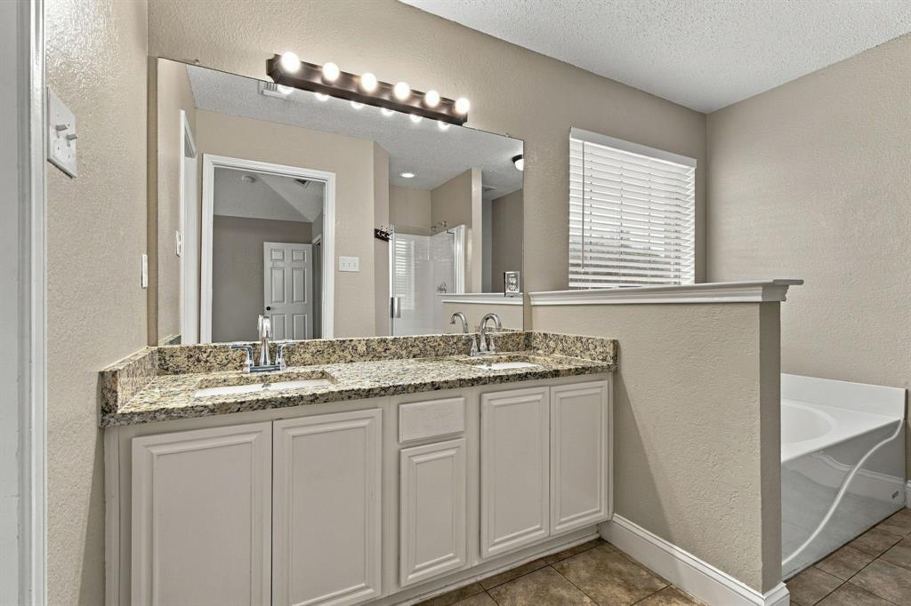 1107 Chancellorsville Parkway, Grand Prairie, TX 75052