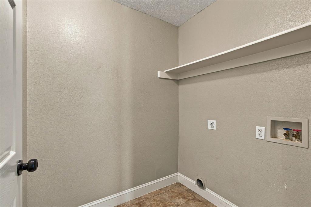 1107 Chancellorsville Parkway, Grand Prairie, TX 75052