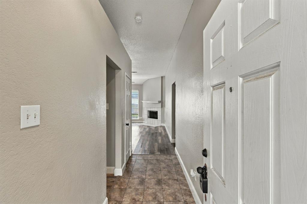 1107 Chancellorsville Parkway, Grand Prairie, TX 75052 1107 Chancellorsville Parkway, Grand Prairie, TX 75052