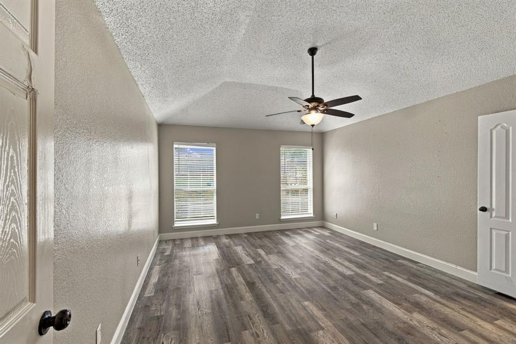 1107 Chancellorsville Parkway, Grand Prairie, TX 75052