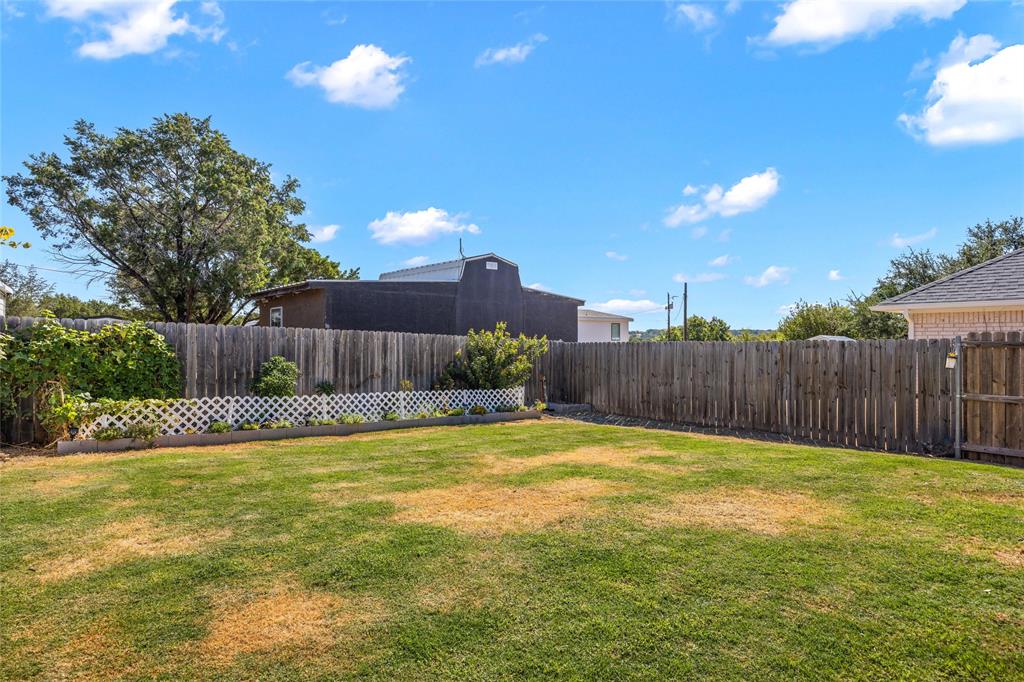 2605 Dove Trail, Granbury, TX 76048