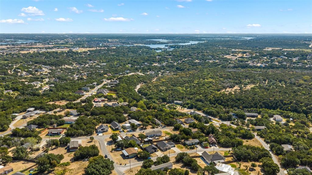 2605 Dove Trail, Granbury, TX 76048