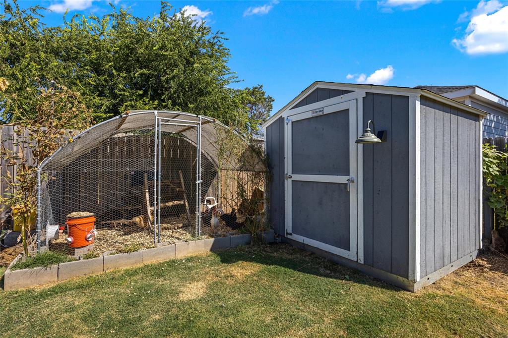 2605 Dove Trail, Granbury, TX 76048