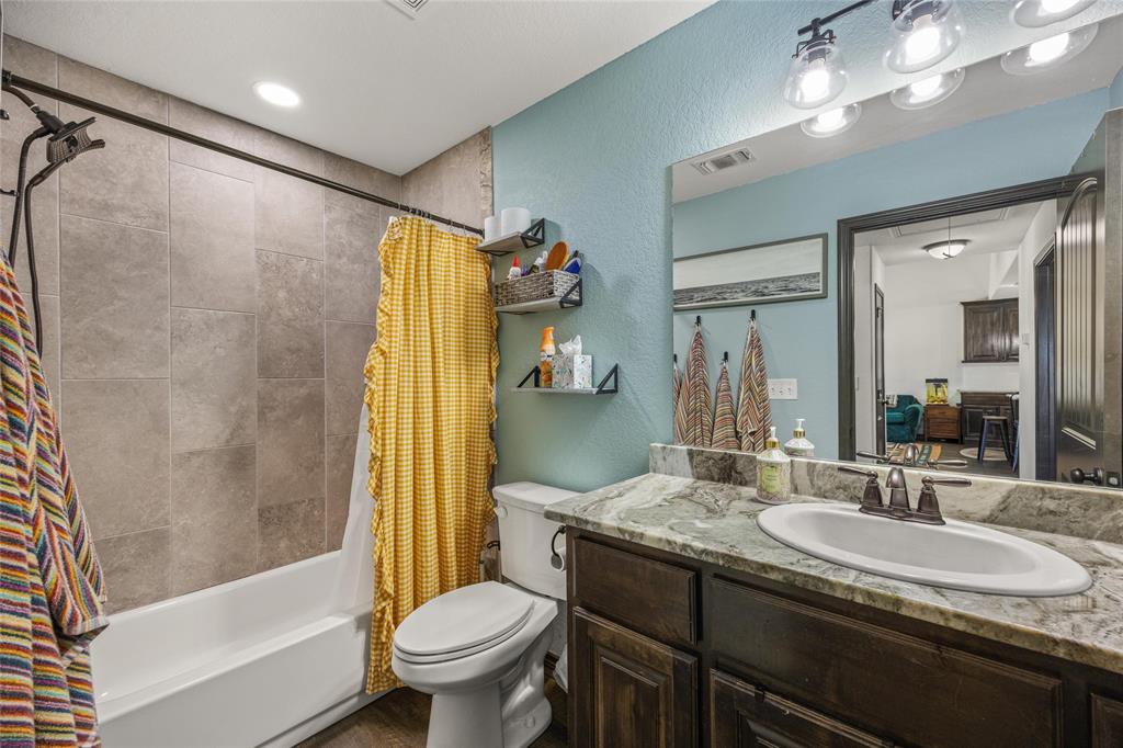 2605 Dove Trail, Granbury, TX 76048