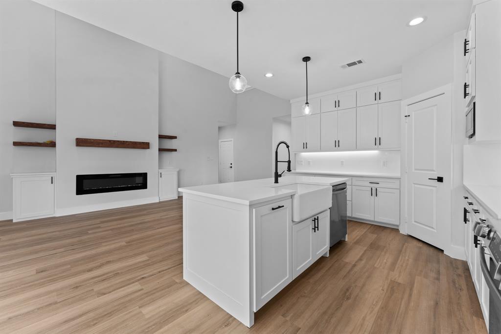 3825 Williamsburg Drive, Garland, TX 75043
