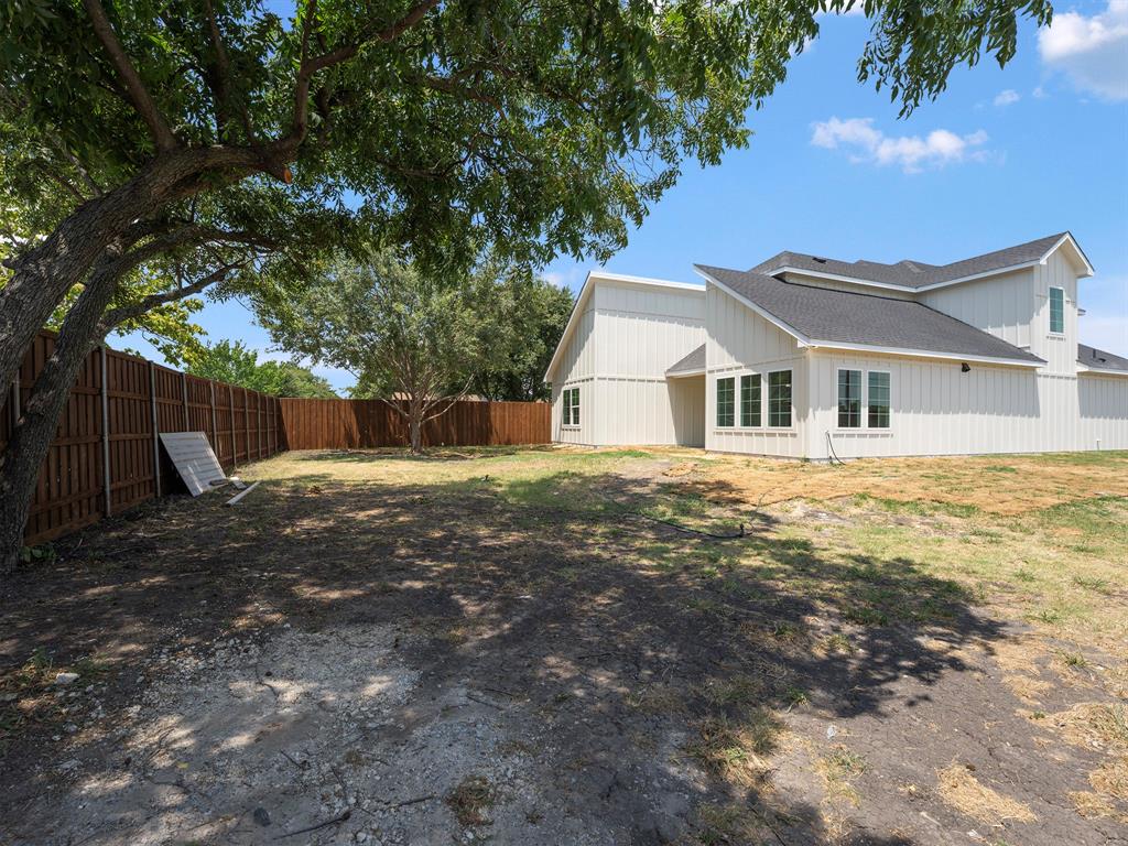3825 Williamsburg Drive, Garland, TX 75043