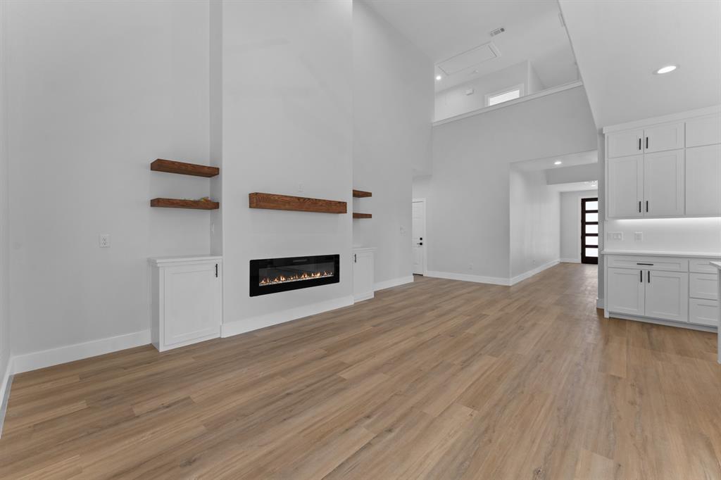 3825 Williamsburg Drive, Garland, TX 75043