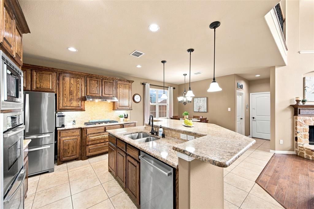 904 Cougar Drive, Allen, TX 75013