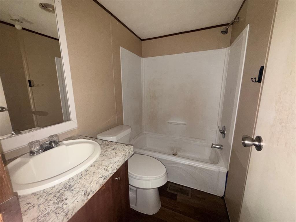 541 Simmons Way, #9A, Cedar Hill, TX 75104