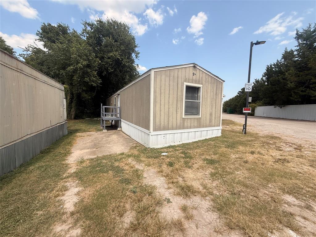 541 Simmons Way, #9A, Cedar Hill, TX 75104