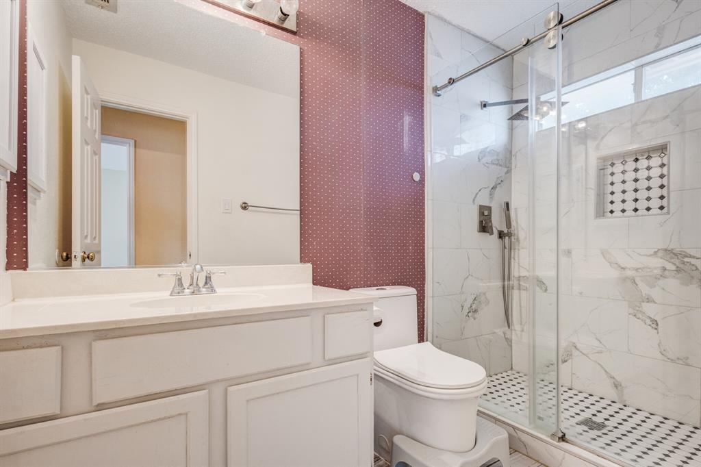 1726 Northampton Drive, Rowlett, TX 75089