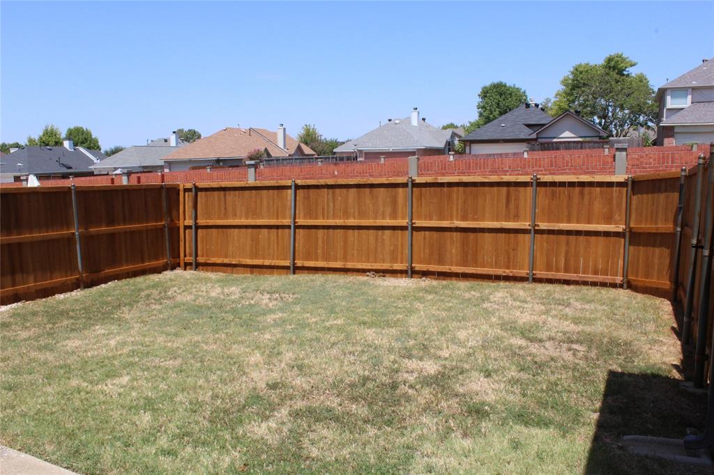1726 Northampton Drive, Rowlett, TX 75089