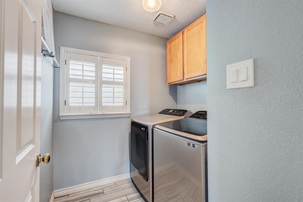 1726 Northampton Drive, Rowlett, TX 75089