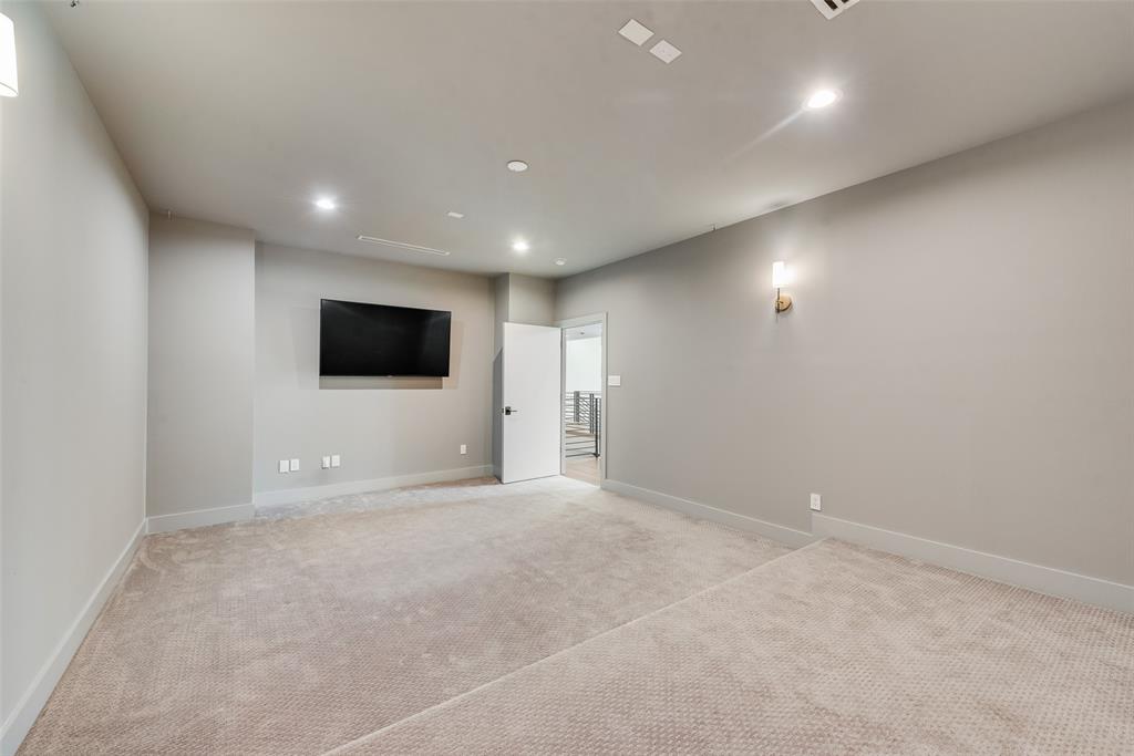 6411 Royal Lane, Dallas, TX 75230