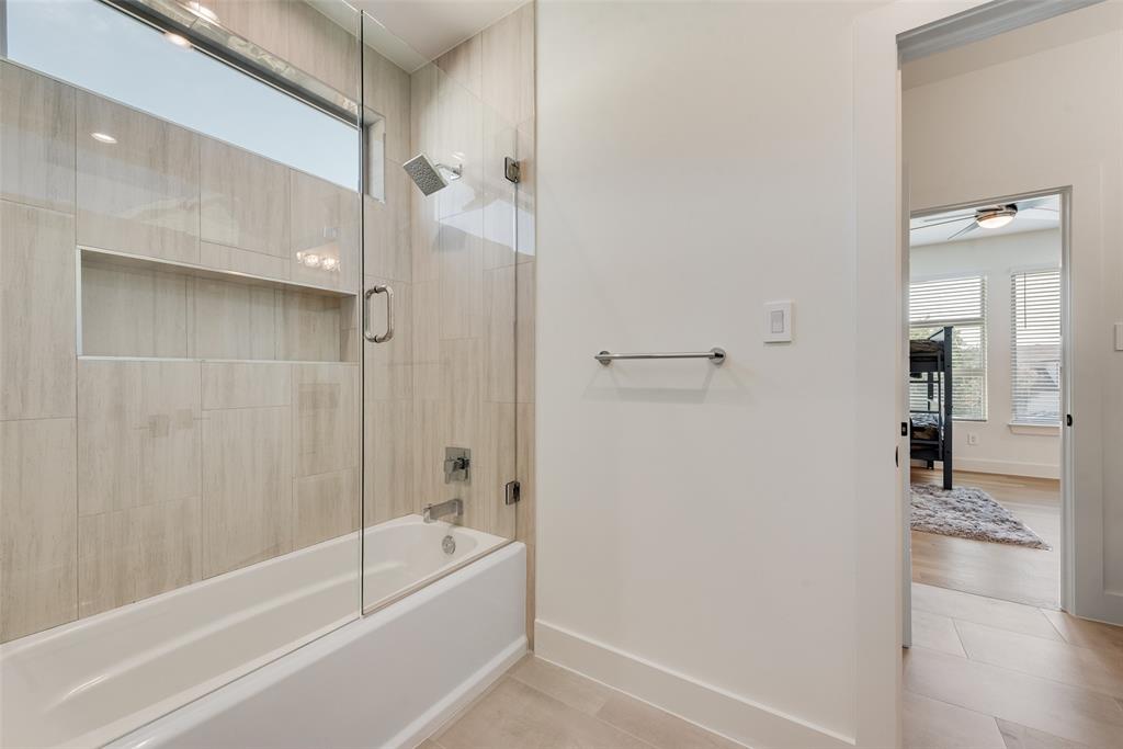 6411 Royal Lane, Dallas, TX 75230