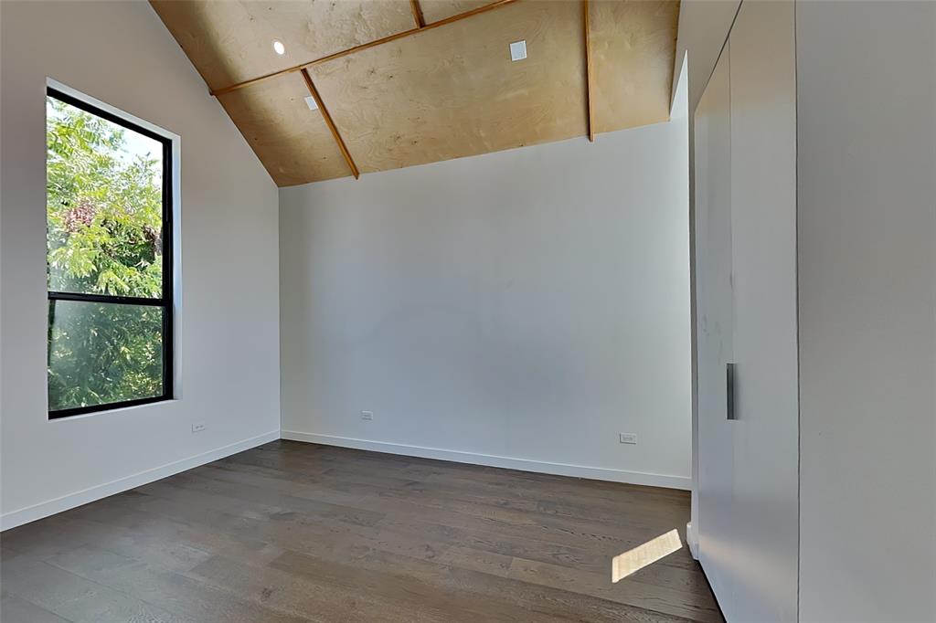 904 Blackland Court, Dallas, TX 75243