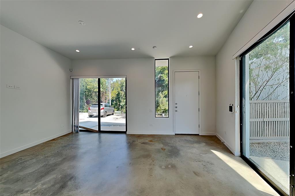 904 Blackland Court, Dallas, TX 75243