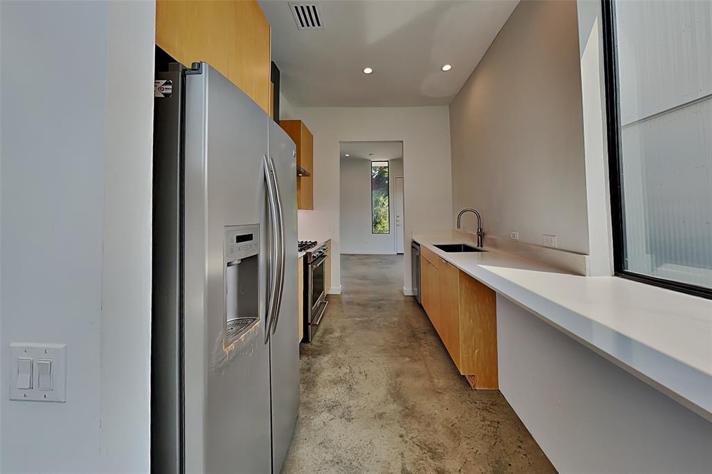 904 Blackland Court, Dallas, TX 75243