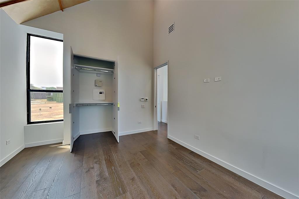 904 Blackland Court, Dallas, TX 75243