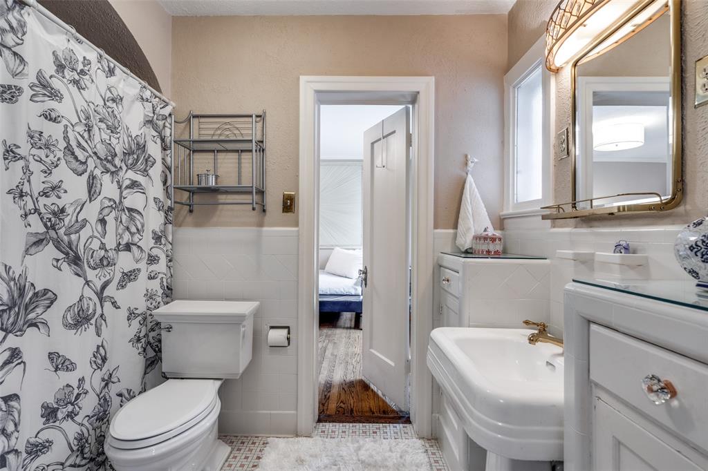 6933 Westlake Avenue, Dallas, TX 75214