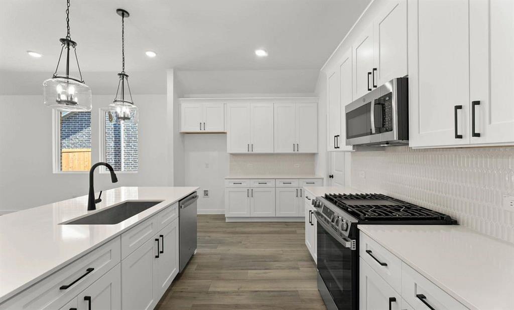 Kitchen Representative Photo