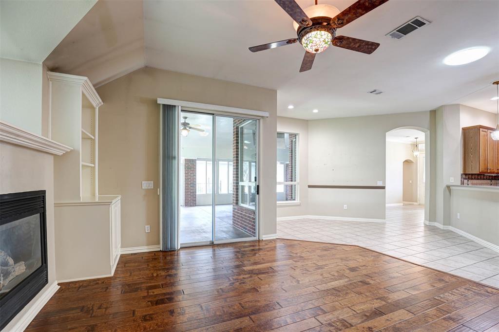 10208 Soriano Street, Denton, TX 76207