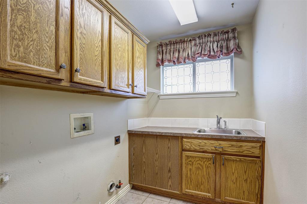 10208 Soriano Street, Denton, TX 76207
