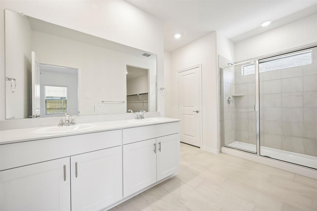 Photo is not of the actual home, but is an inspirational photo of builder’s model home and may depict options, furnishings, and/or decorator features that are not included.