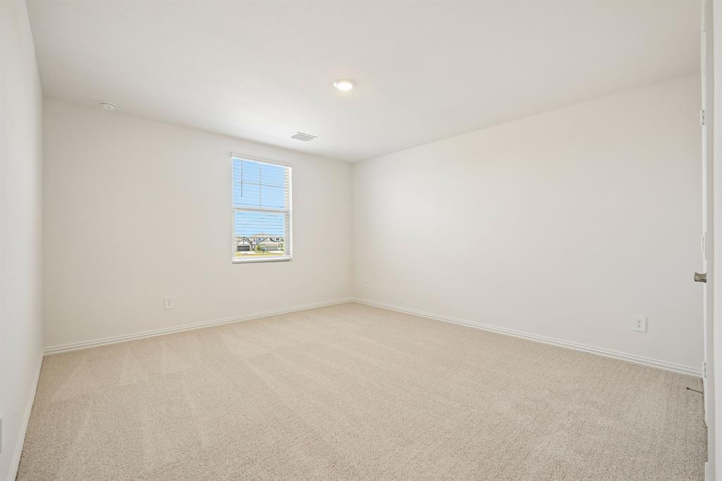 Photo is not of the actual home, but is an inspirational photo of builder’s model home and may depict options, furnishings, and/or decorator features that are not included.