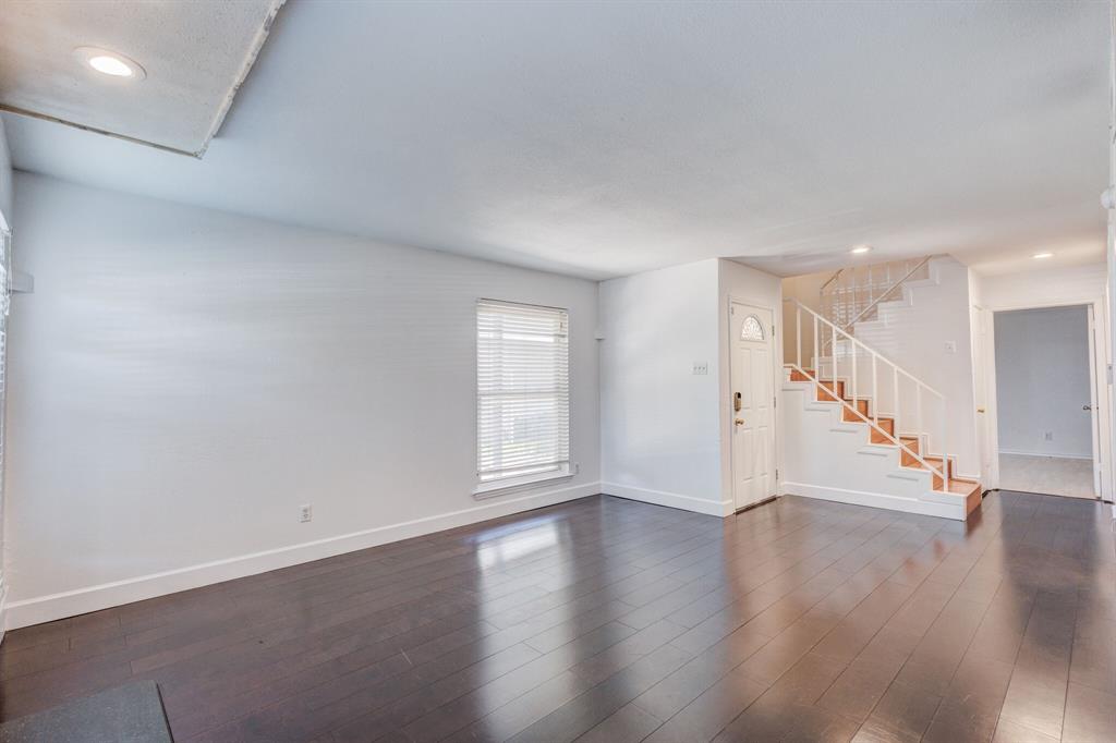 1714 Place One Lane, Garland, TX 75042