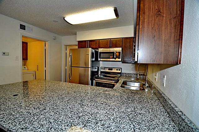 6910 Skillman Street, #2011, Dallas, TX 75231