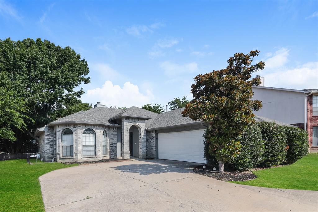 701 Long Hill Court, McKinney, TX 75071