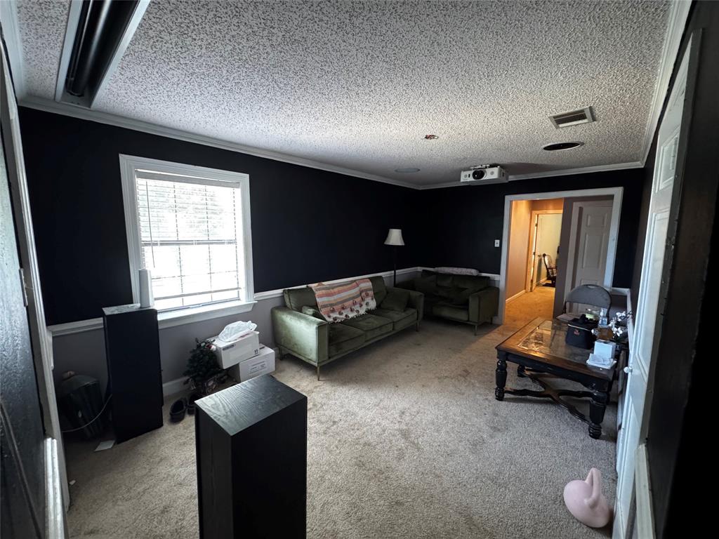 363 town east, Sunnyvale, TX 75182