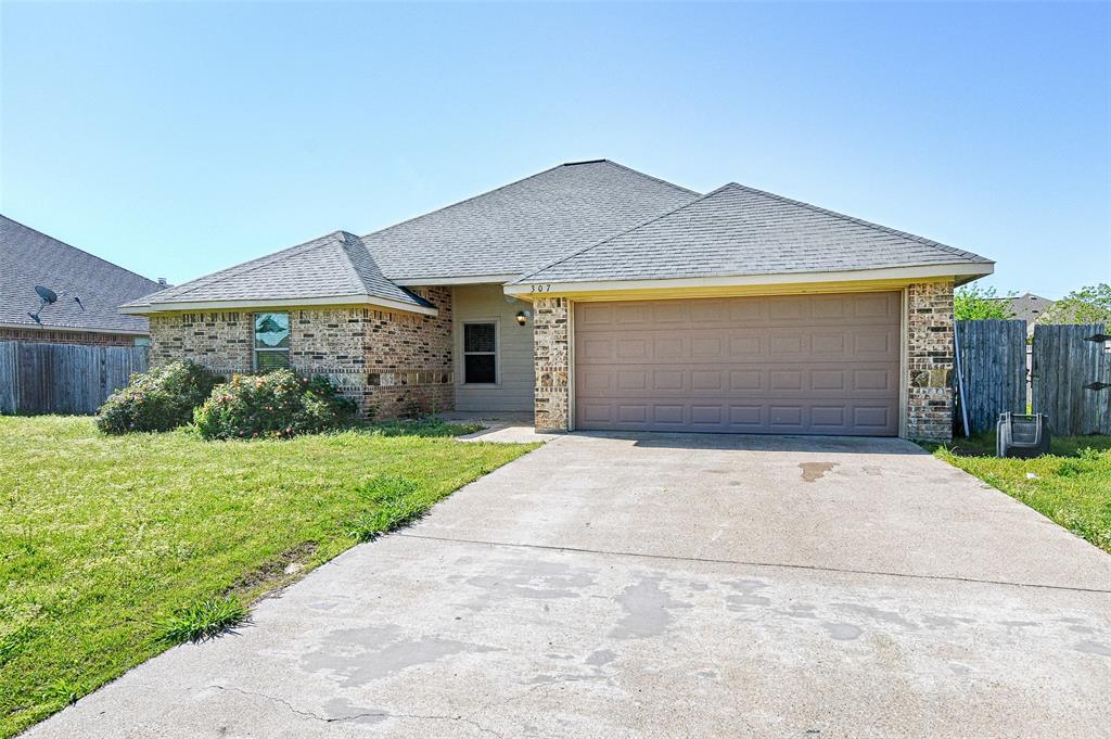 307 W Alene Drive, Mabank, TX 75147 307 W Alene Drive, Mabank, TX 75147