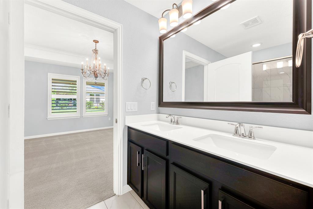 913 Rough Hollow Drive, McKinney, TX 75071