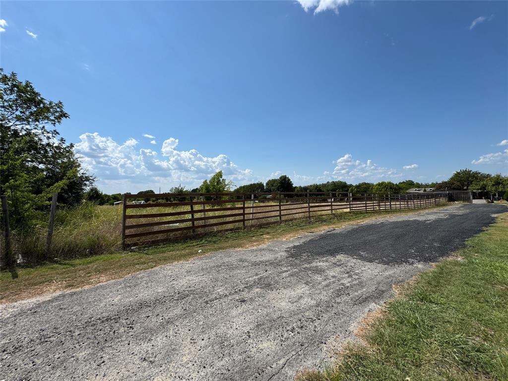 13899 County Road 760, Nevada, TX 75173