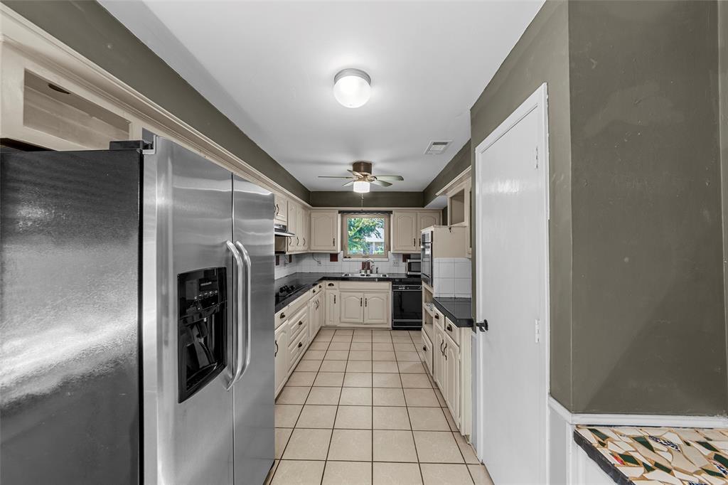 1116 Windsong Trail, Richardson, TX 75081
