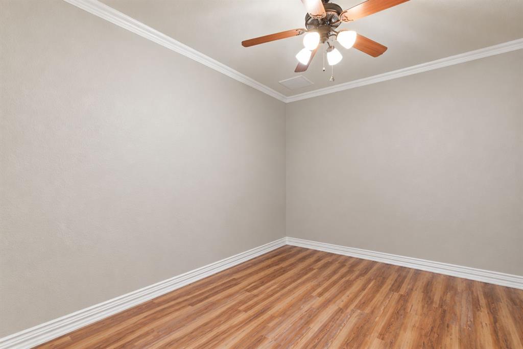 Small downstairs BR that can be used as an office