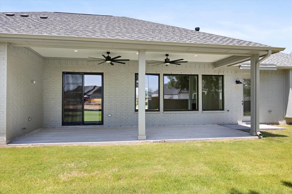 2180 Middlewood Circle, Granbury, TX 76049
