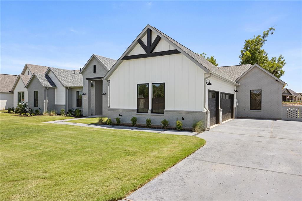2180 Middlewood Circle, Granbury, TX 76049 2180 Middlewood Circle, Granbury, TX 76049