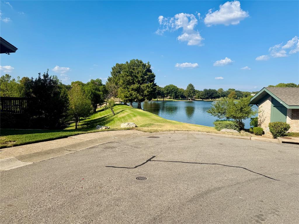 2601 Country Place, Carrollton, TX 75006