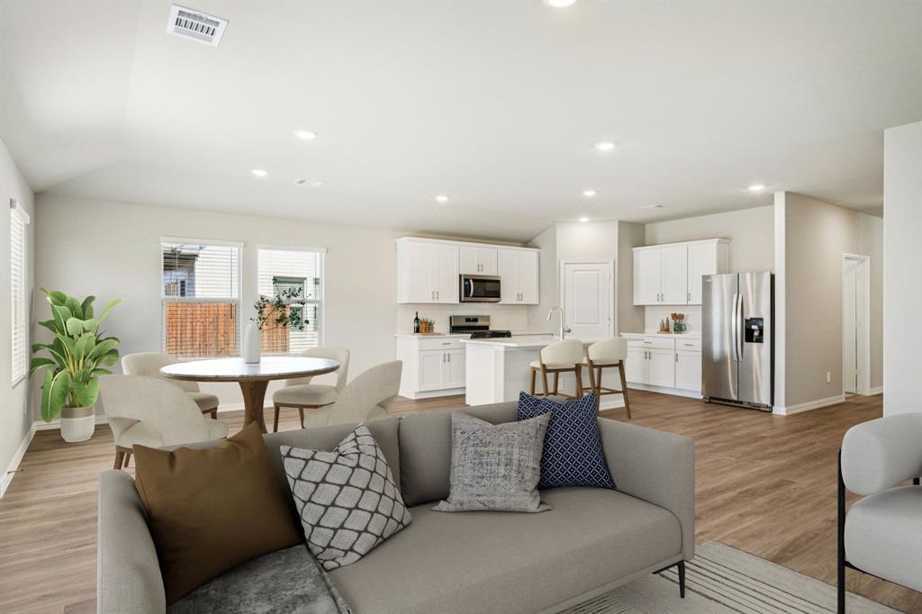 Photo is not of the actual home, but is an inspirational photo of builder’s model home and may depict options, furnishings, and/or decorator features that are not included.