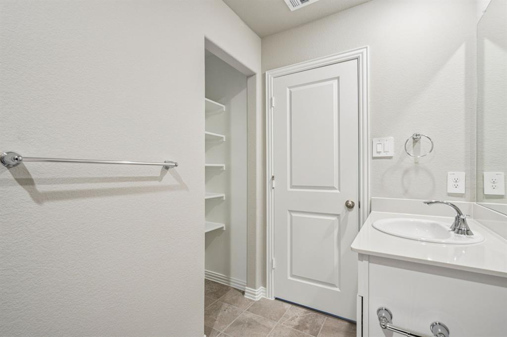 Photo is not of the actual home, but is an inspirational photo of builder’s model home and may depict options, furnishings, and/or decorator features that are not included.