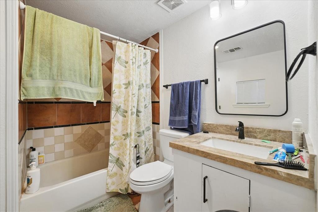 2515 North Parkway, Mesquite, TX 75149
