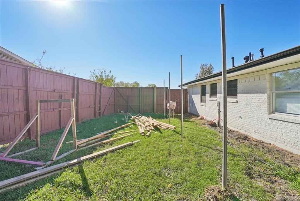2515 North Parkway, Mesquite, TX 75149