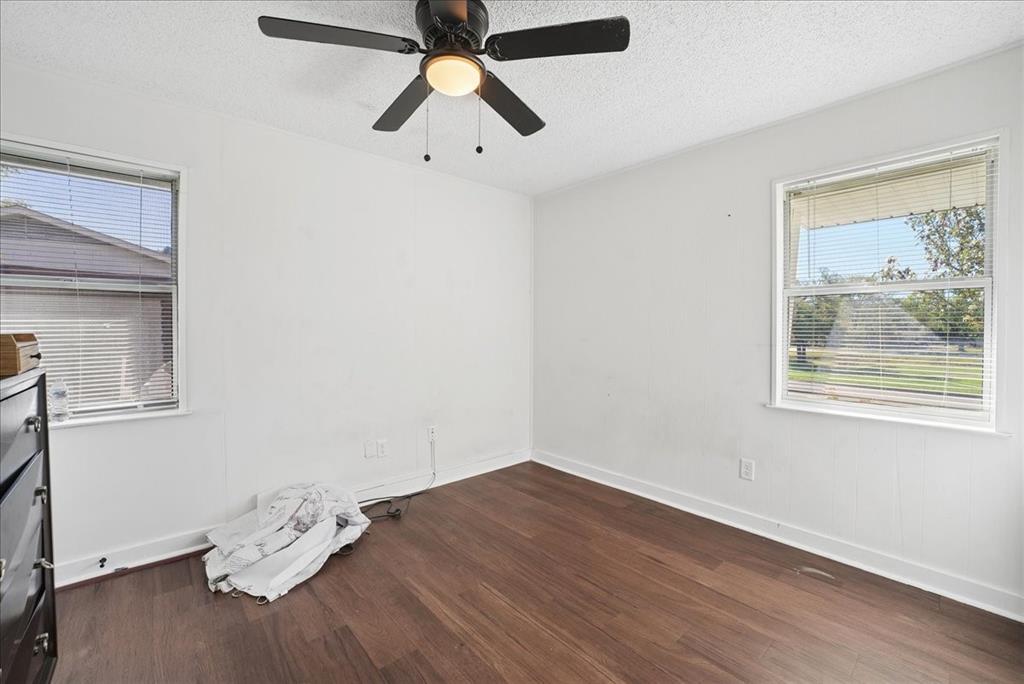 2515 North Parkway, Mesquite, TX 75149 2515 North Parkway, Mesquite, TX 75149