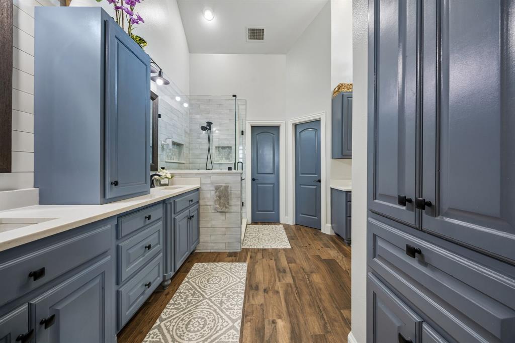 2585 Wincrest Drive, Rockwall, TX 75032