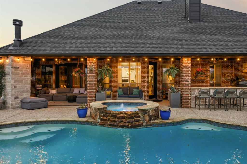 2585 Wincrest Drive, Rockwall, TX 75032